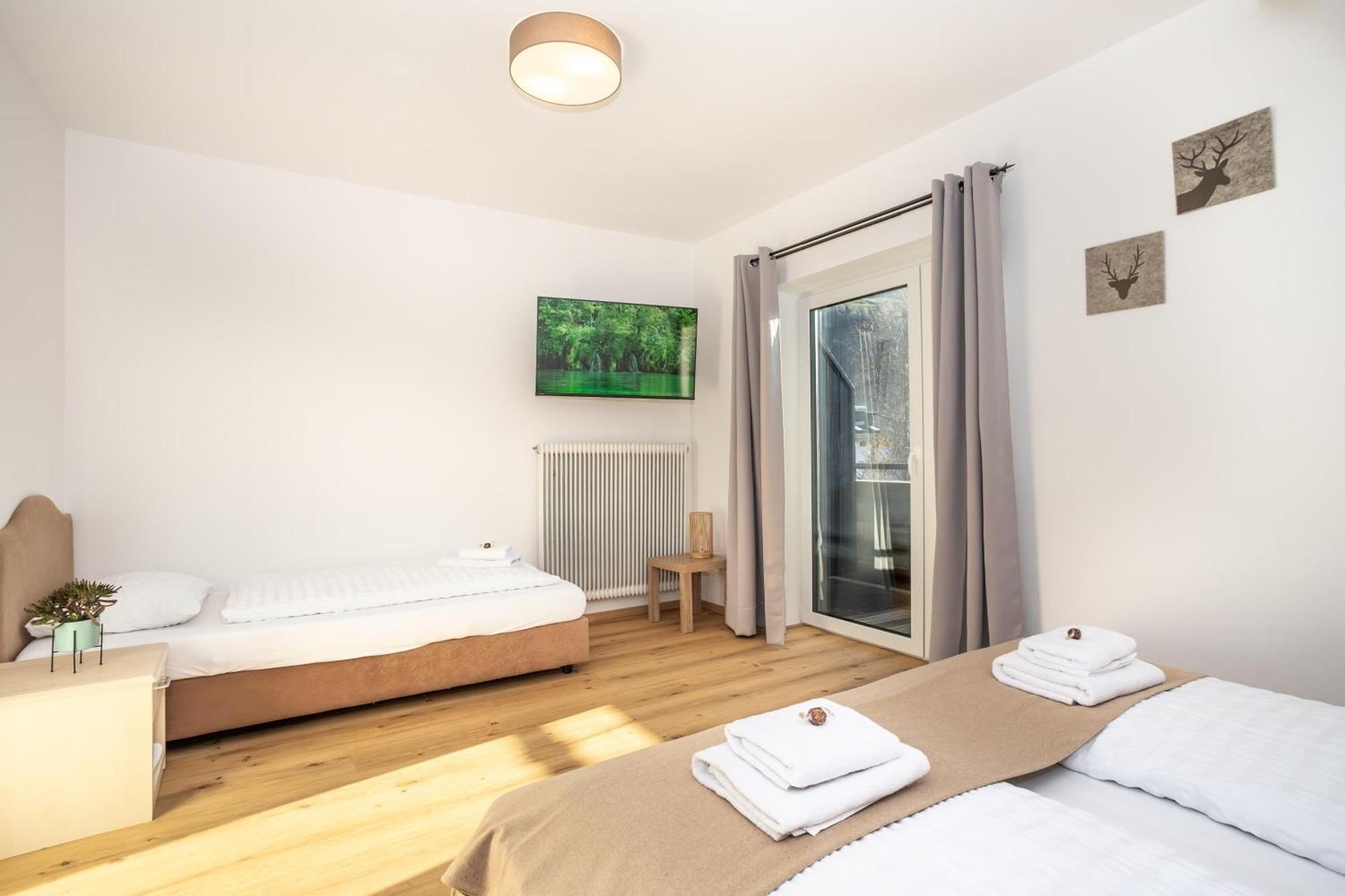 Alpina Apartments - Zell Am See Bagian luar foto