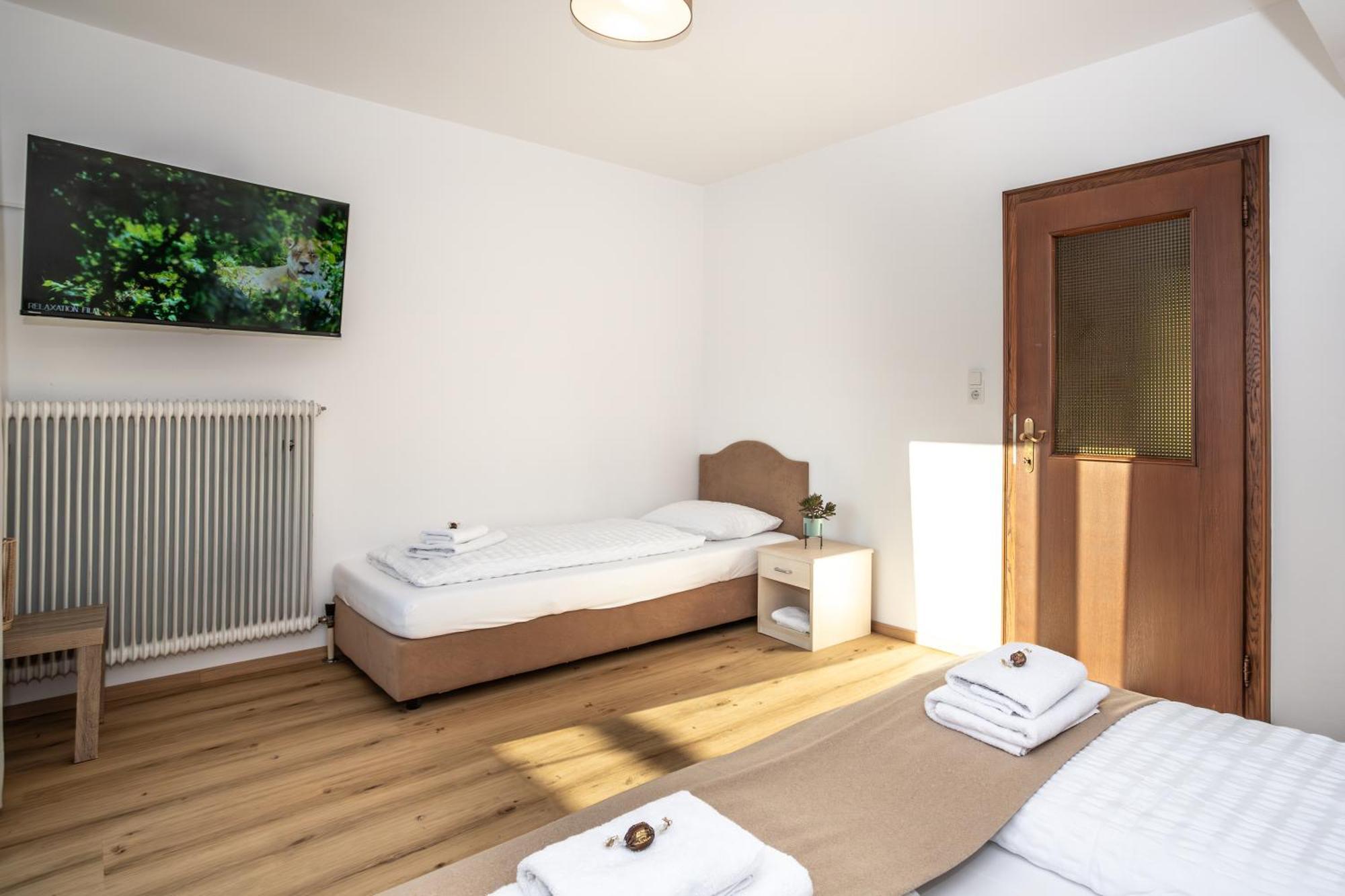 Alpina Apartments - Zell Am See Bagian luar foto