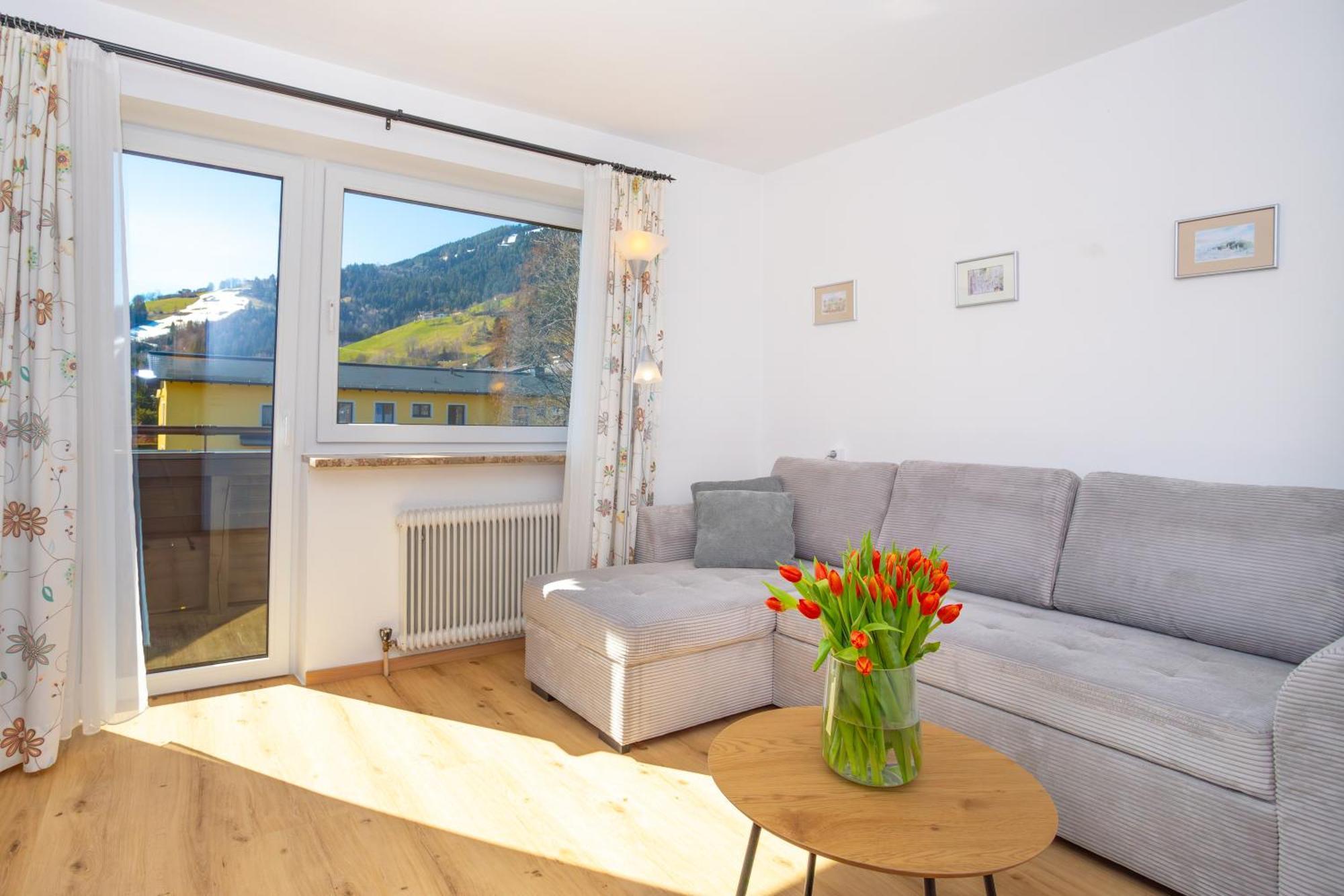 Alpina Apartments - Zell Am See Bagian luar foto